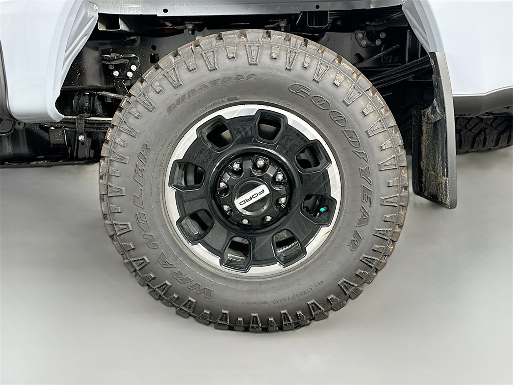 2025 Ford F-250 Lariat photo 27