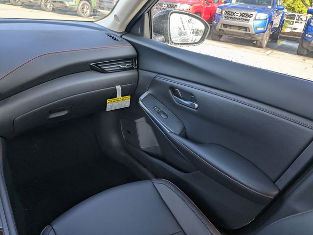 2025 Nissan Sentra SR photo 15