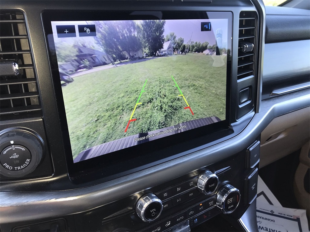 2021 Ford F-150 Lariat photo 17