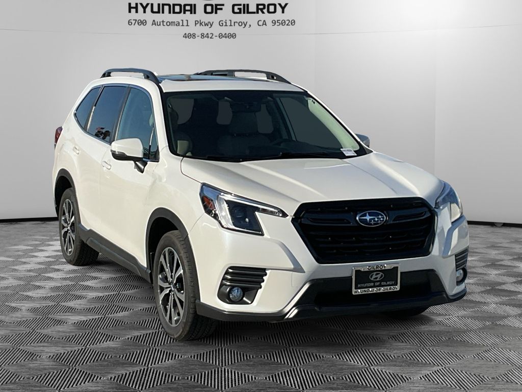 2022 Subaru Forester Limited photo 3