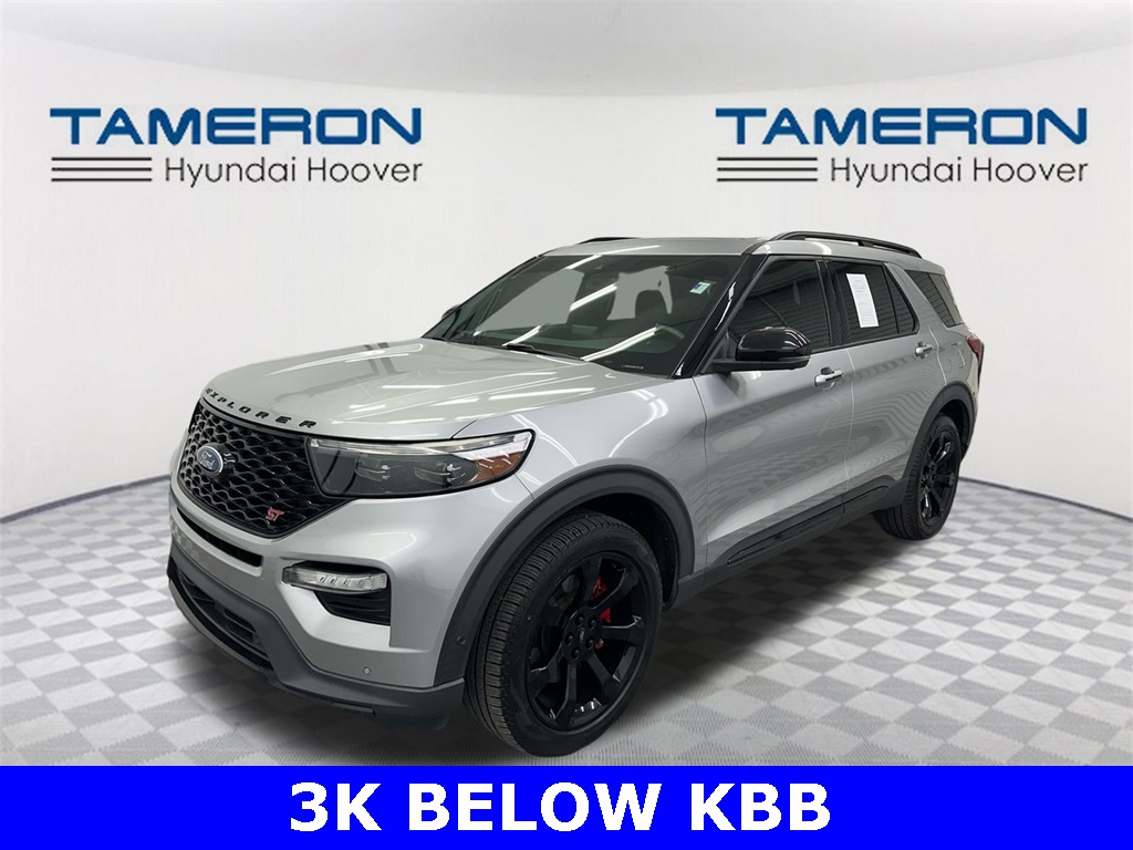 2021 Ford Explorer ST's photo