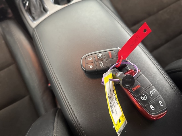 2021 Jeep Grand Cherokee Laredo X photo 28