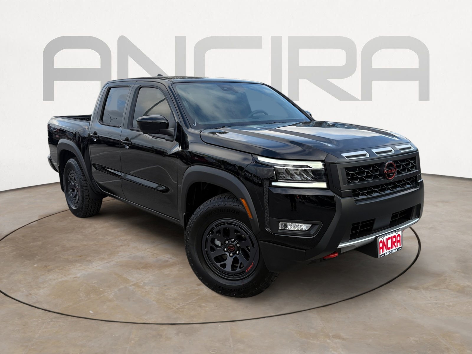 2025 Nissan Frontier PRO-X photo 4