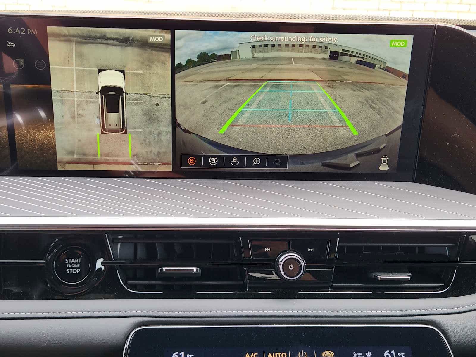 2025 Infiniti QX80 photo 13