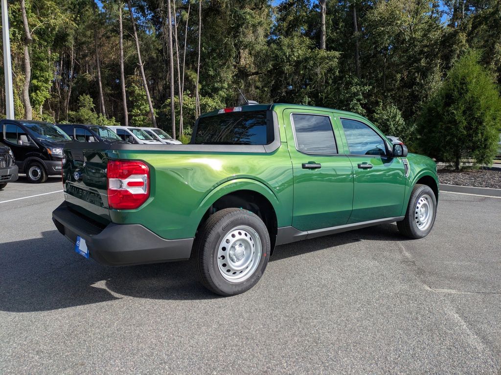 2025 Ford Maverick XL photo 4