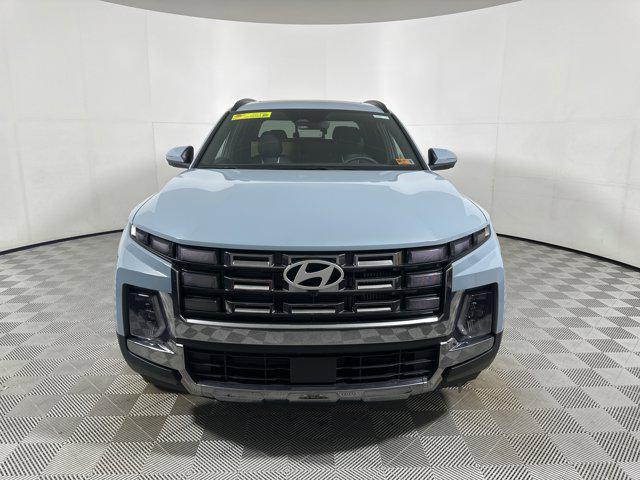 2025 Hyundai Santa Cruz Limited photo 2