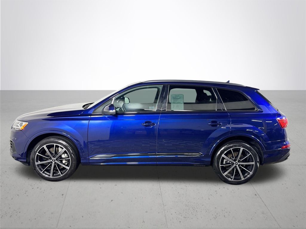 2022 Audi Q7 55 Premium Plus photo 9