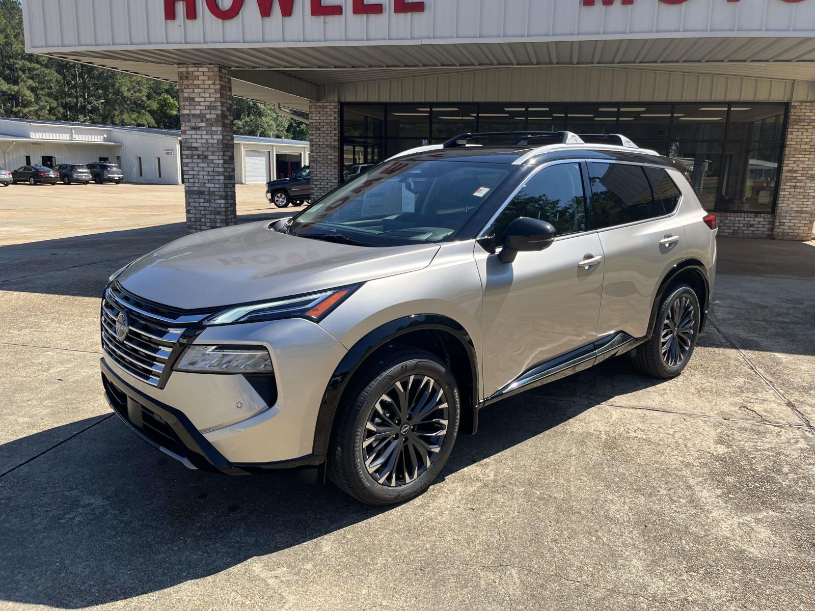 2026 Nissan Rogue Platinum's photo