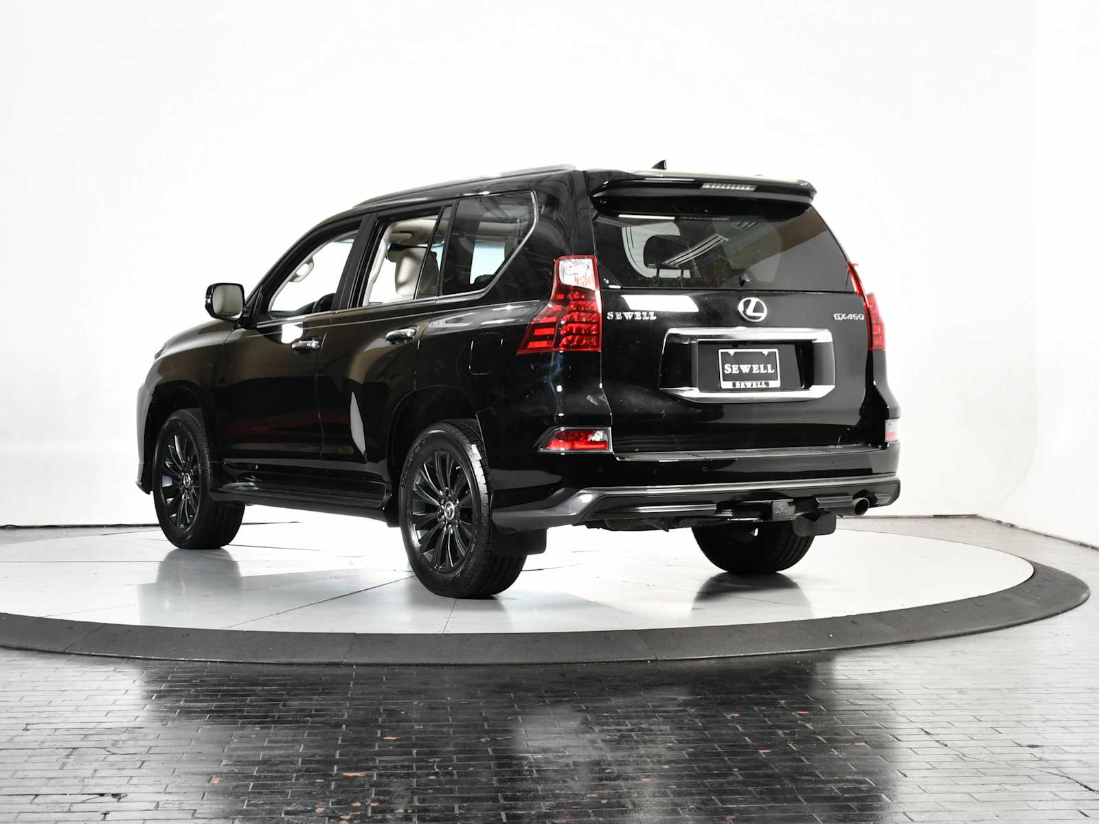 2021 Lexus GX Luxury photo 3