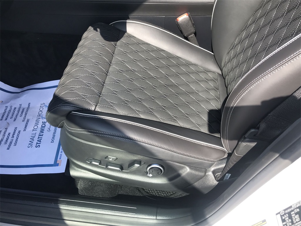 2024 Genesis GV70 3.5T Sport photo 12