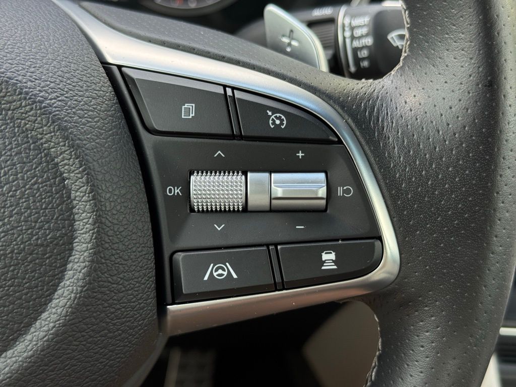 2023 Genesis G70 3.3T Sport Prestige photo 28