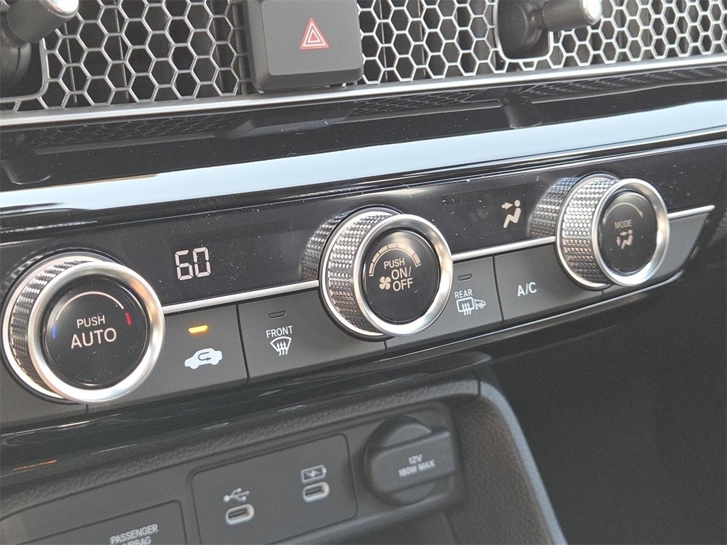 2025 Honda Civic Sport photo 13