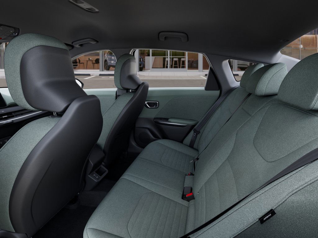 2025 Kia K4 EX photo 18