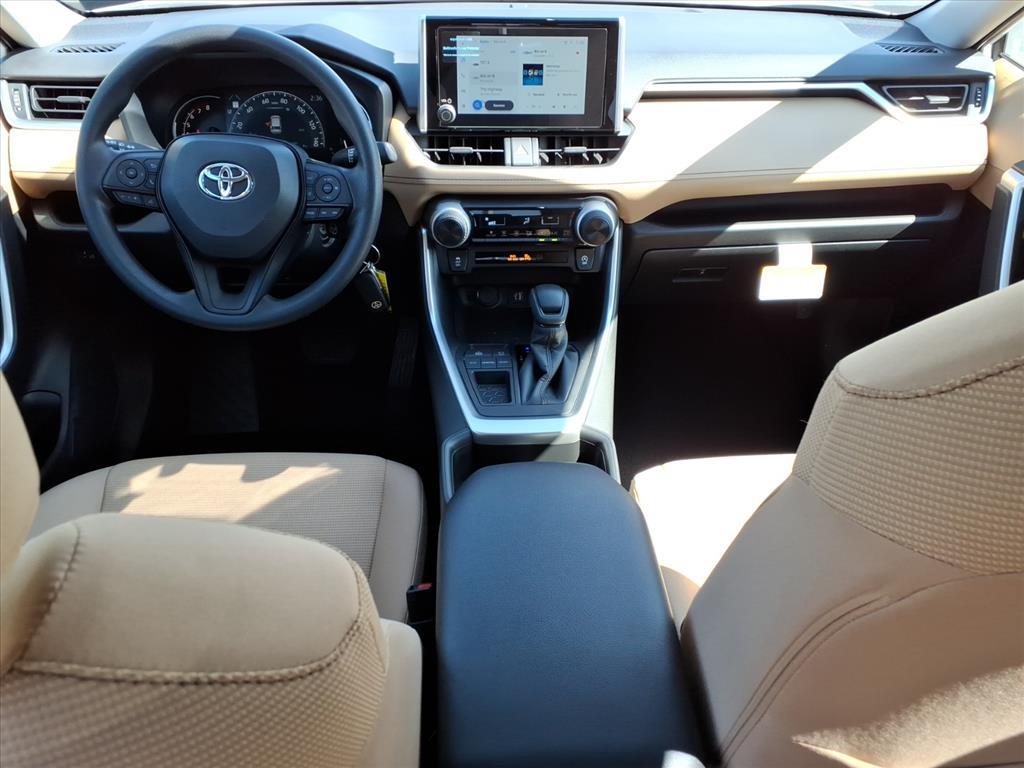 2025 Toyota RAV4 LE photo 10