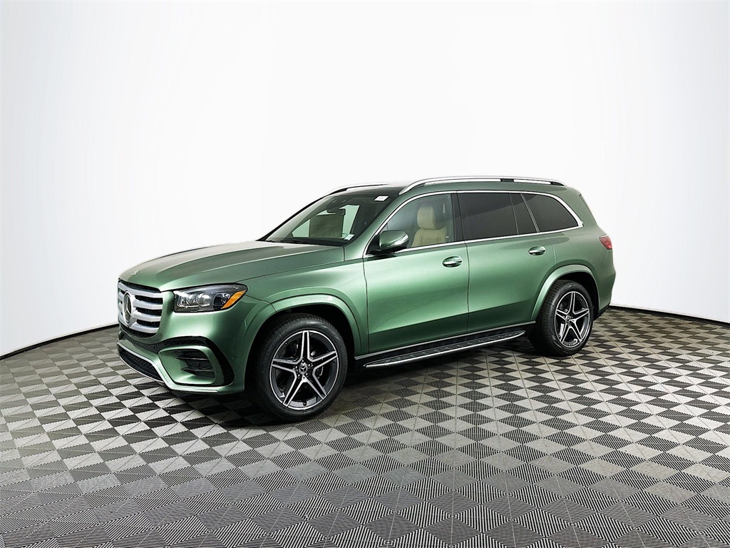 2026 Mercedes Benz GLS 450 4MATIC photo 2