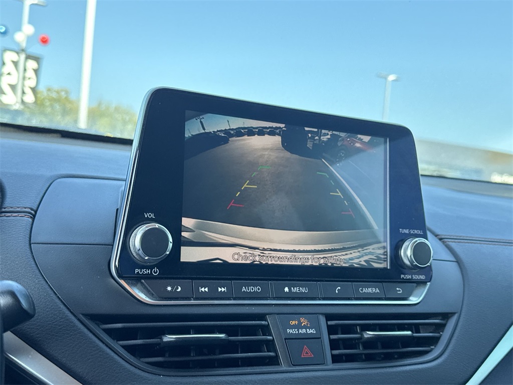 2020 Nissan Altima 2.5 SR photo 23