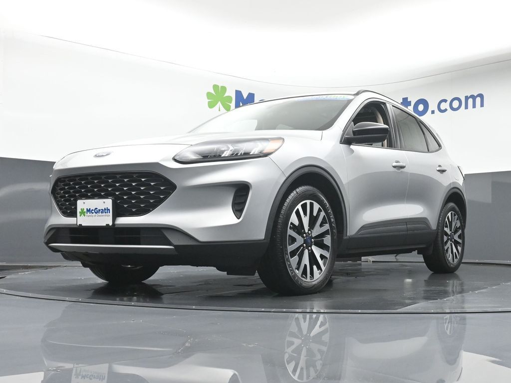 2020 Ford Escape SE Sport Hybrid photo 4