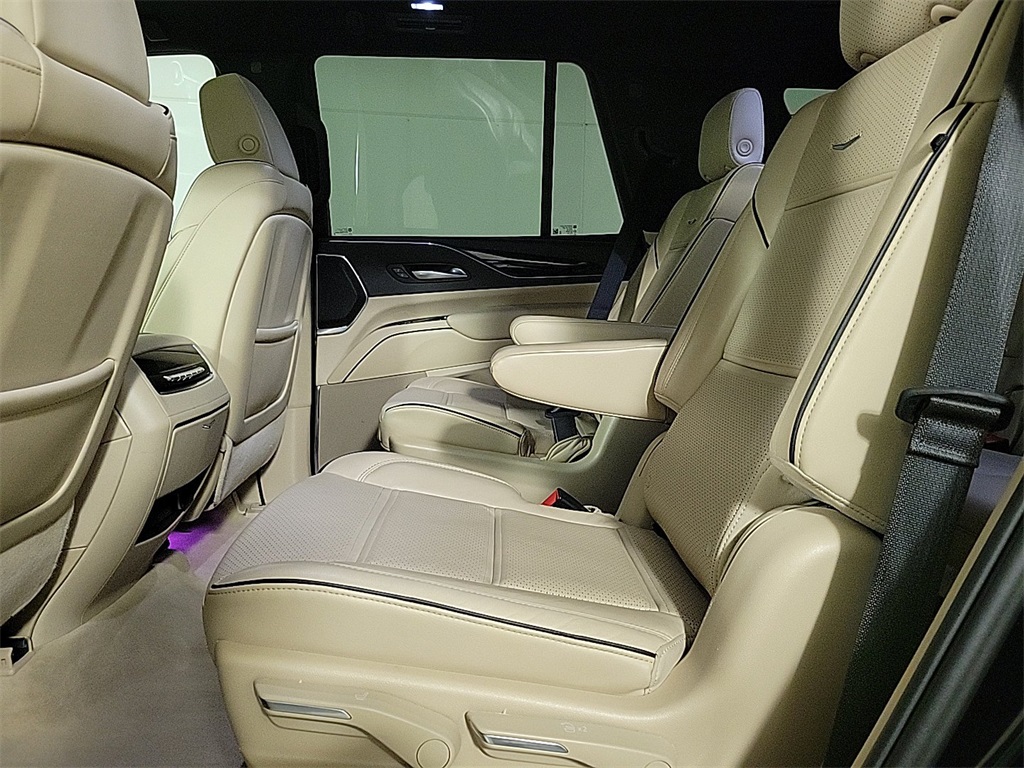 2024 CADILLAC ESCALADE - Image 16