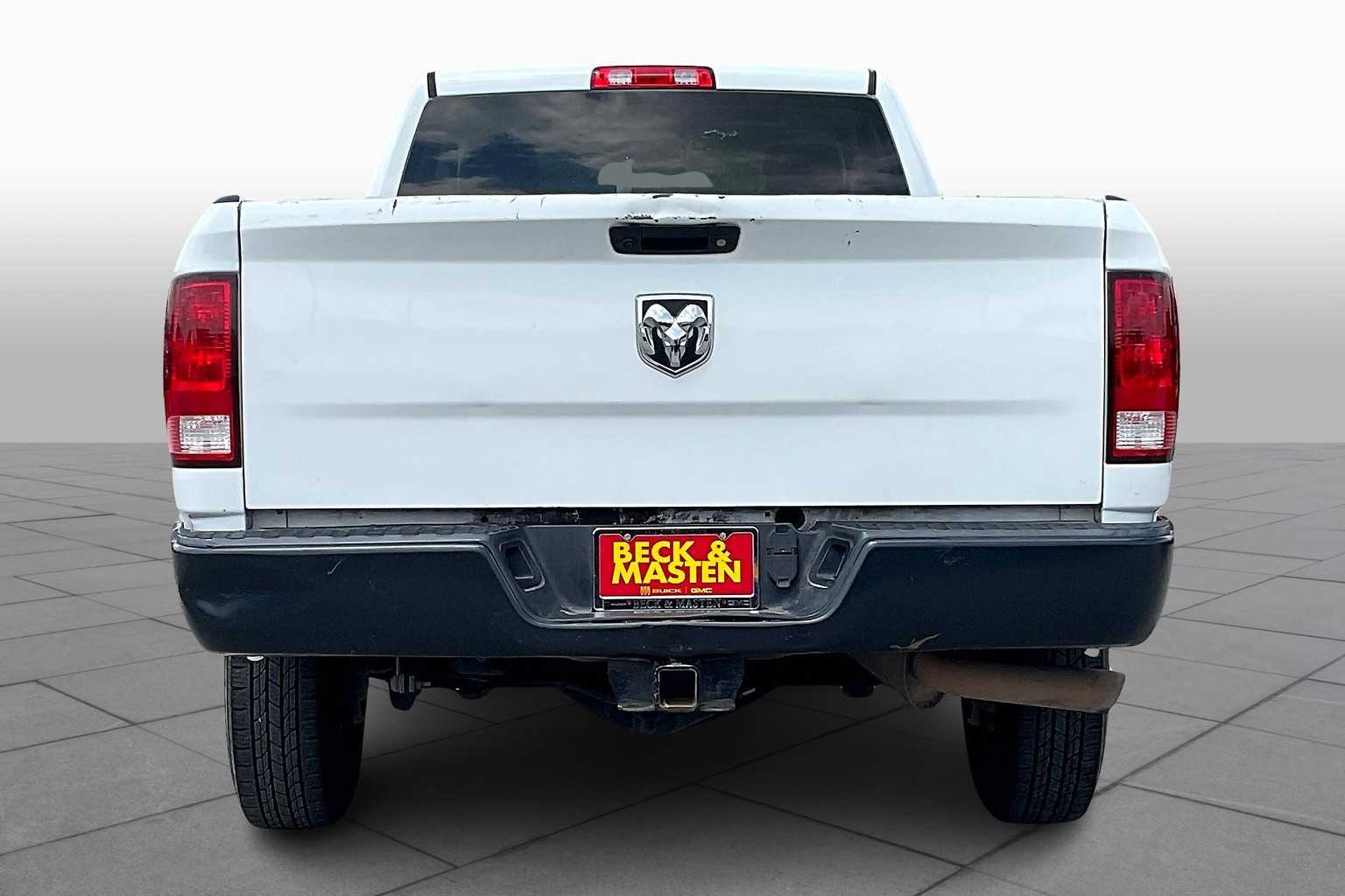 2018 Ram 2500 Tradesman photo 3