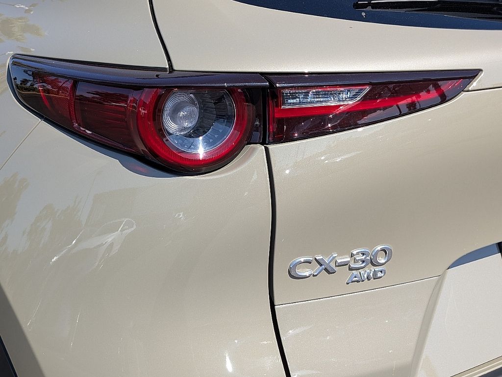 2025 Mazda CX-30 2.5 Carbon Turbo photo 10