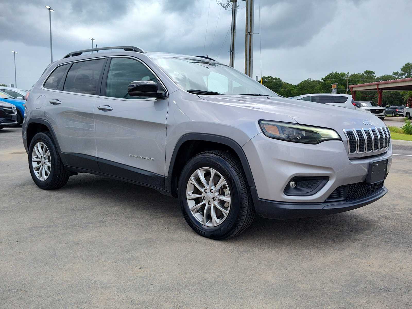 2022 Jeep Cherokee Latitude Lux photo 11
