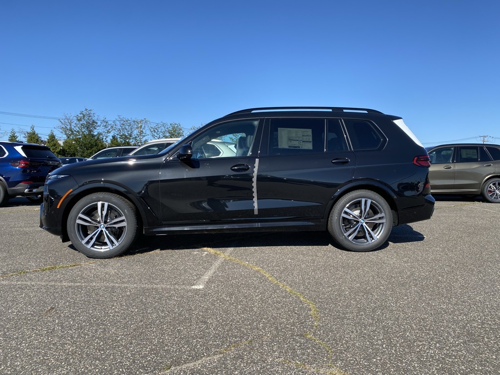 2026 Bmw X7 M60i photo 3