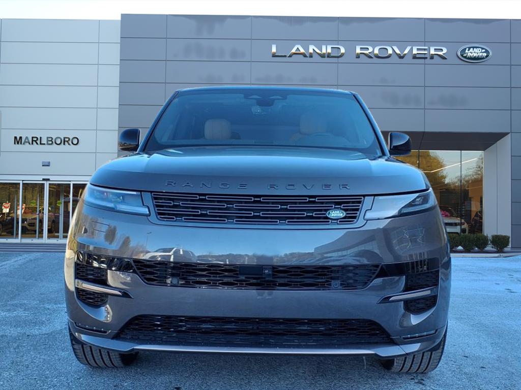 2025 Land Rover Range Rover Sport SE photo 8