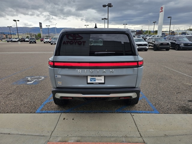 2023 Rivian R1S Adventure photo 2