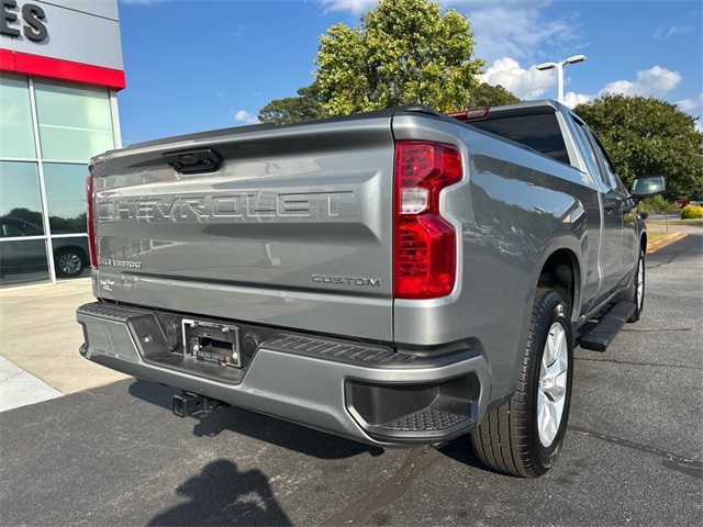2024 Chevrolet Silverado 1500 Custom photo 3