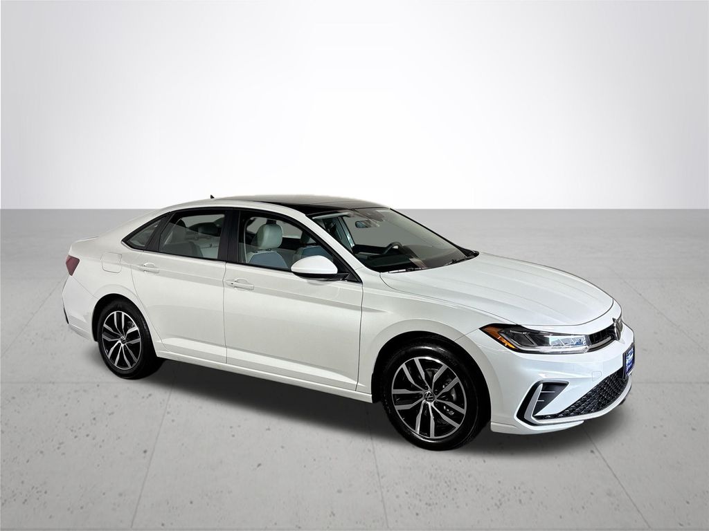 2025 Volkswagen Jetta 1.5T SE photo 3