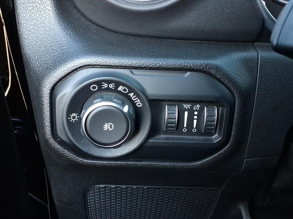 2018 JEEP WRANGLER - Image 18