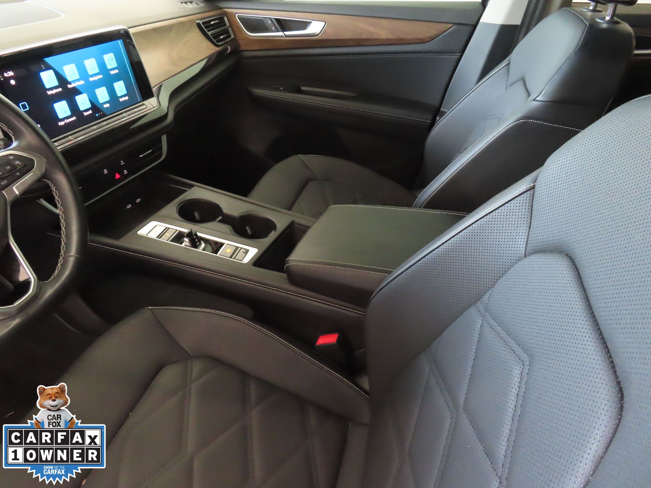 2024 Volkswagen Atlas SE photo 16