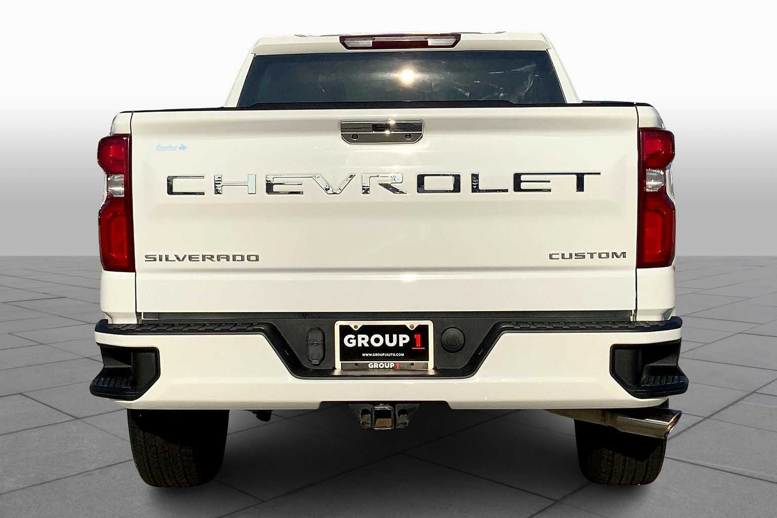 2021 Chevrolet Silverado 1500 Custom photo 4