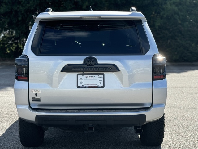 2019 Toyota 4Runner TRD Off-Road Premium photo 4