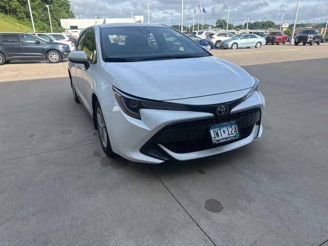 Used 2022 Toyota Corolla Hatchback SE with VIN JTND4MBE3N3185426 for sale in Winona, Minnesota