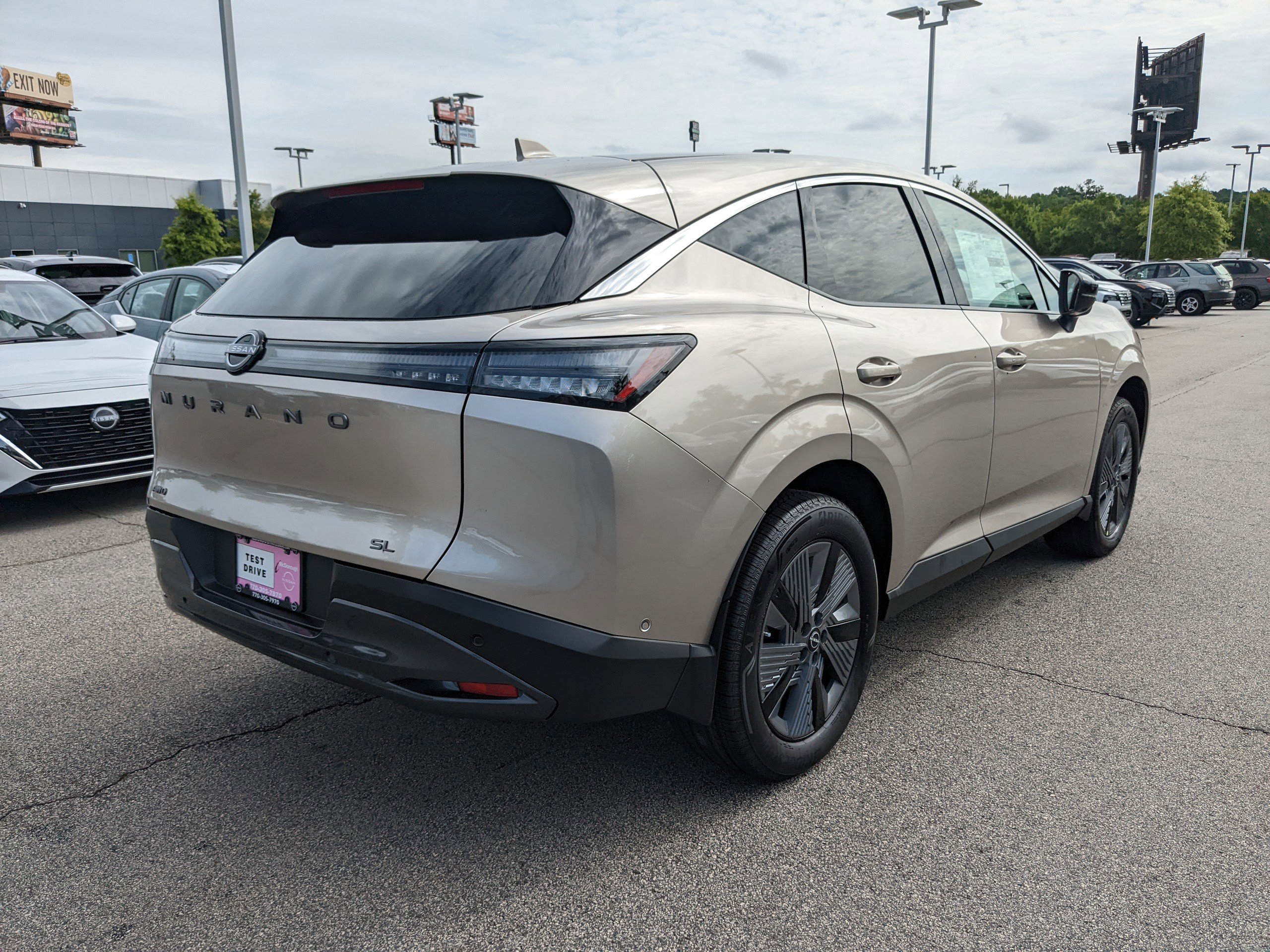 2025 Nissan Murano SL photo 3