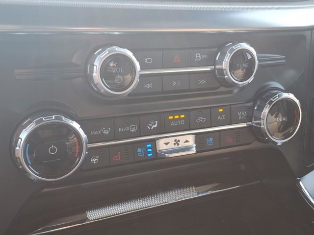 2025 Ford F-150 Lariat photo 9