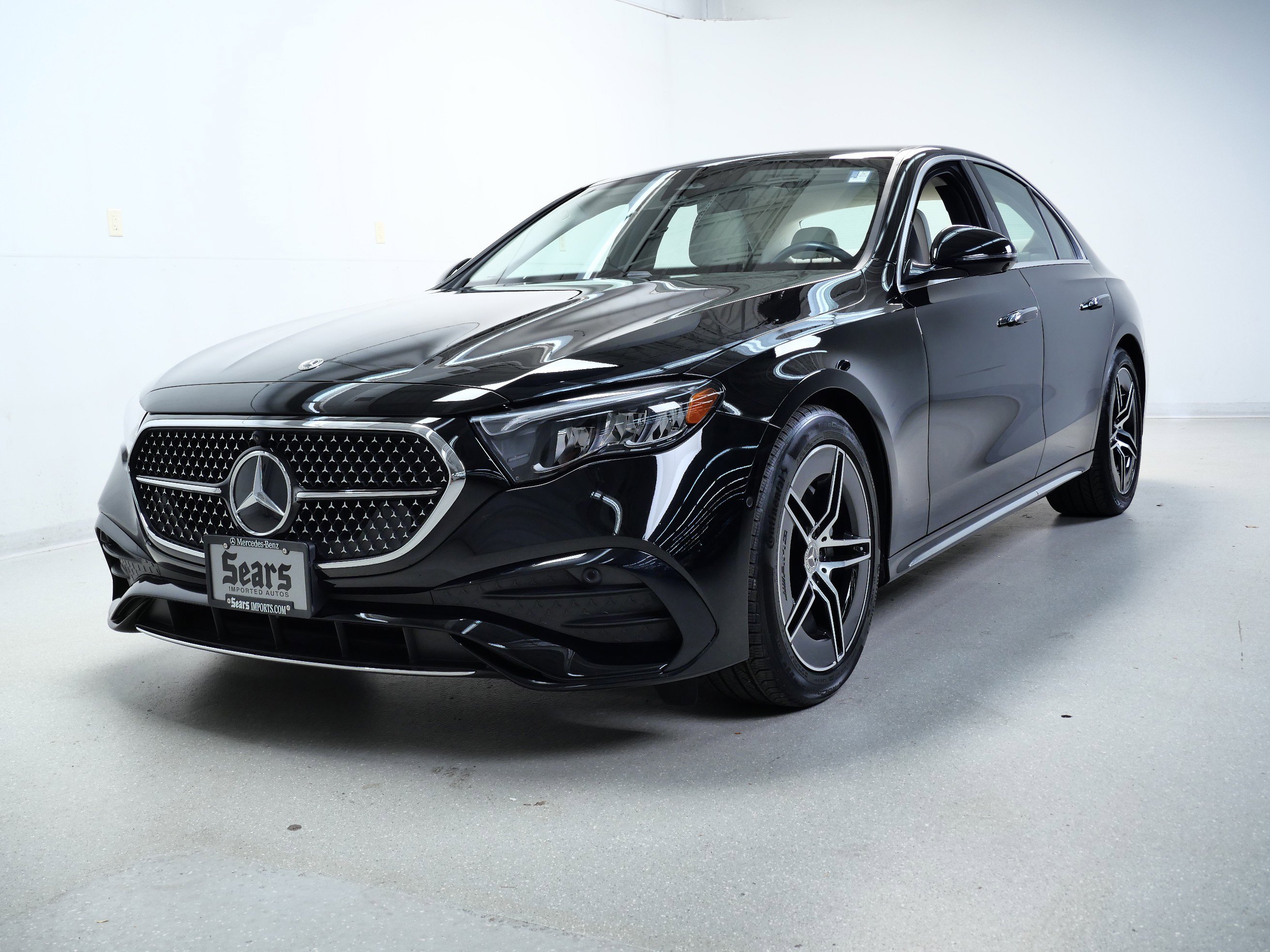 2025 Mercedes Benz E 350 4MATIC photo 10