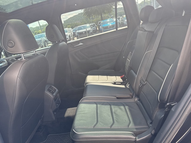 2022 Volkswagen Tiguan SEL Premium R-Line photo 17