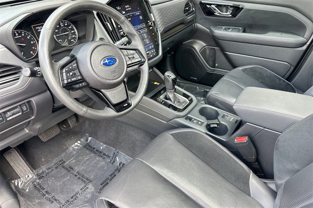 2025 Subaru Forester Touring photo 12