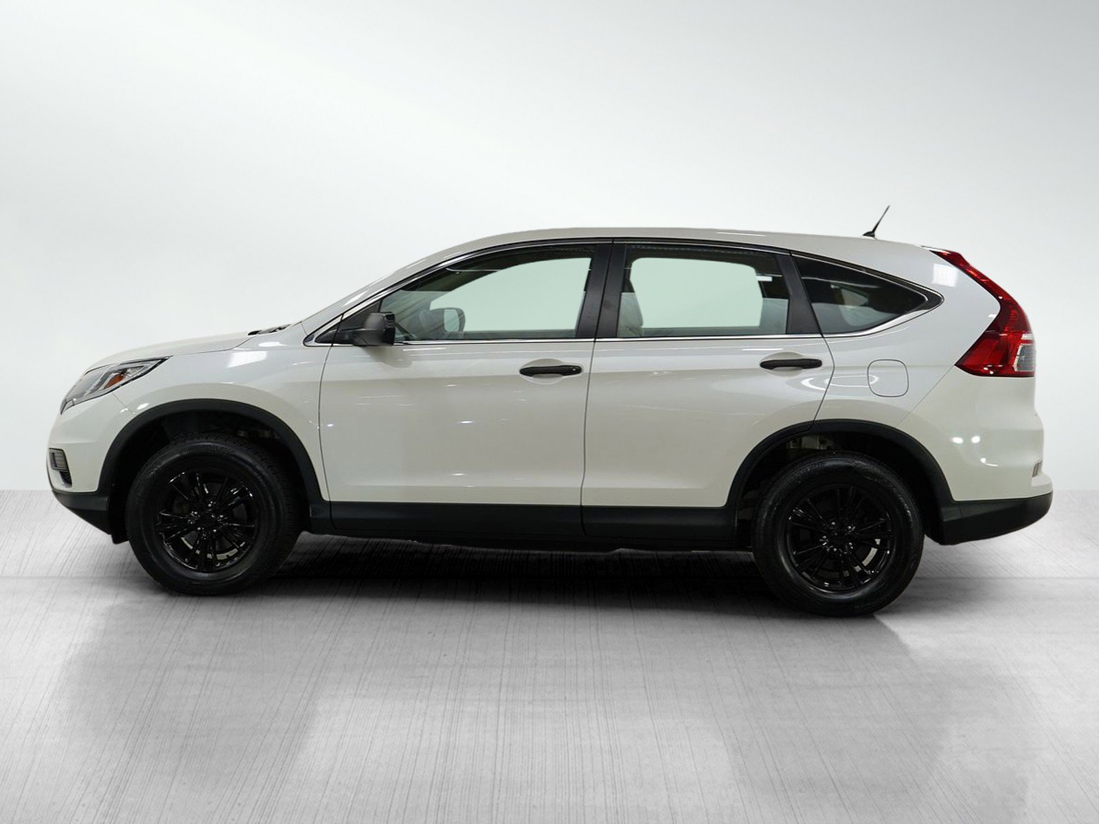 Used 2016 Honda CR-V LX with VIN 5J6RM4H39GL114843 for sale in Burnsville, Minnesota