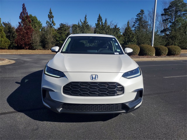 2025 Honda HR-V LX photo 2