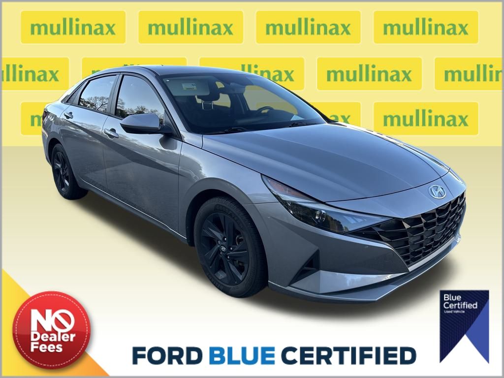 2021 Hyundai Elantra Blue's photo
