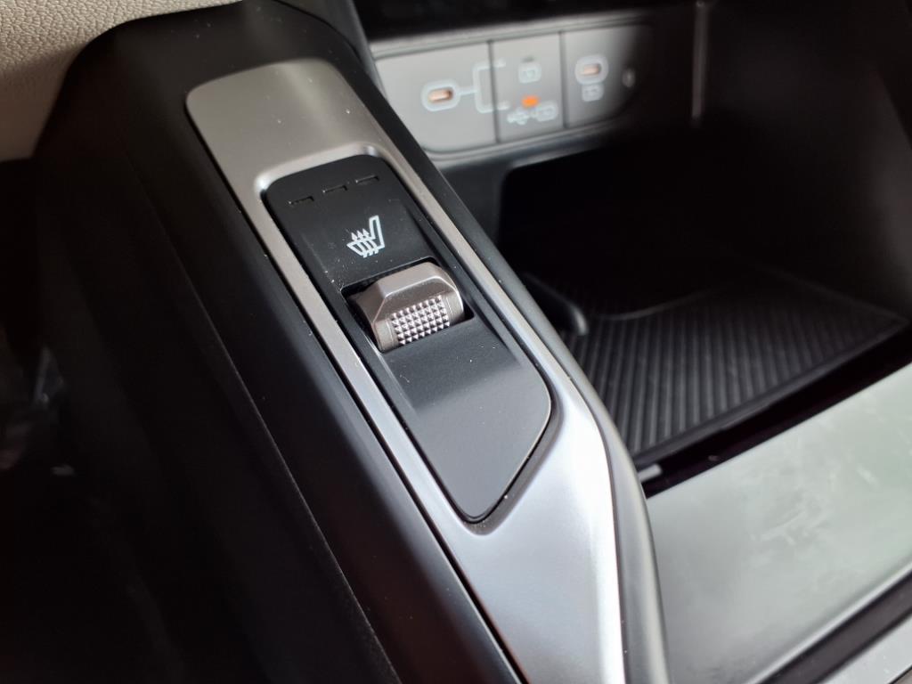 2025 Kia Sorento EX photo 7