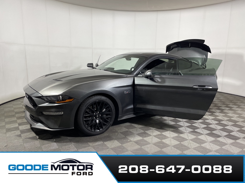 2020 Ford Mustang GT Premium photo 9
