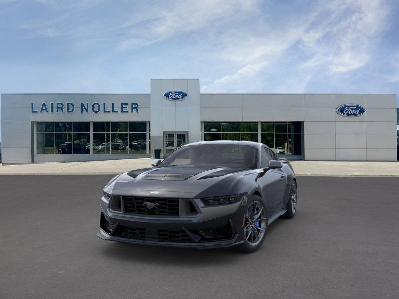 2025 Ford Mustang Dark Horse Premium photo 2