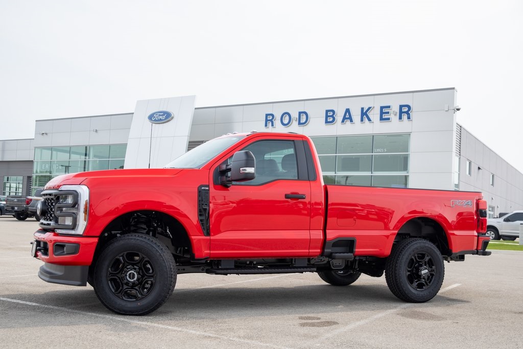 2025 Ford F-350 XL photo 3