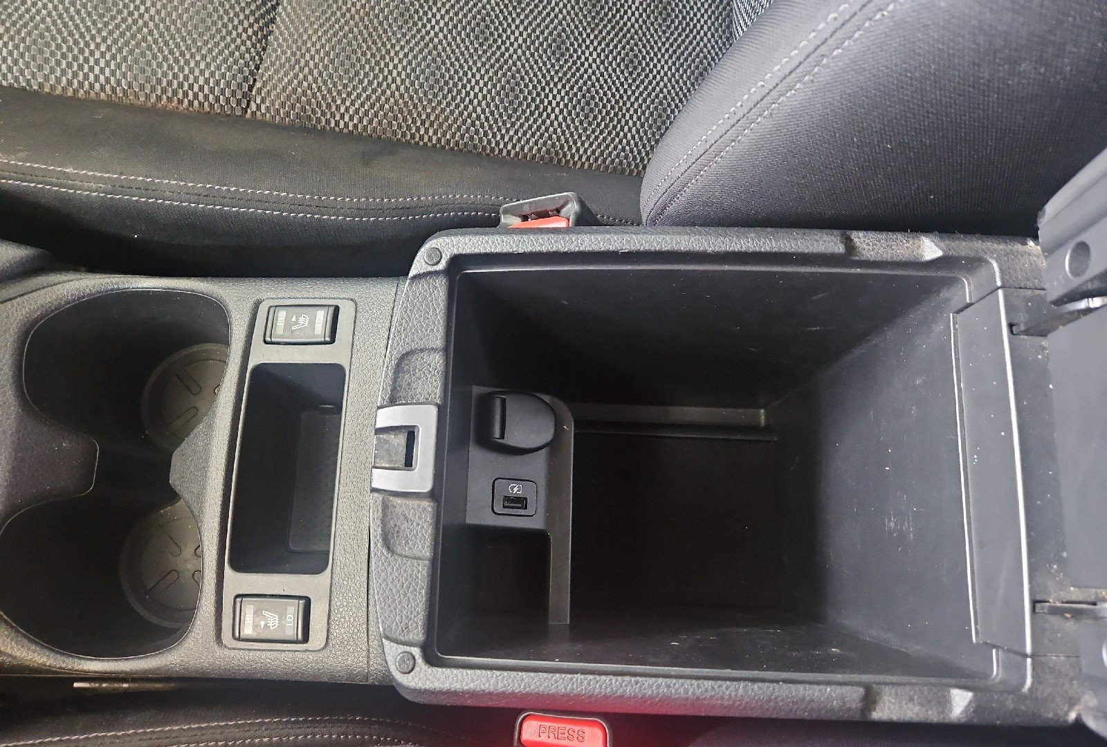 Used 2020 GRAY Nissan SV image 24