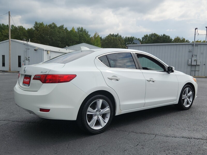 2015 Acura ILX 2.0L photo 2