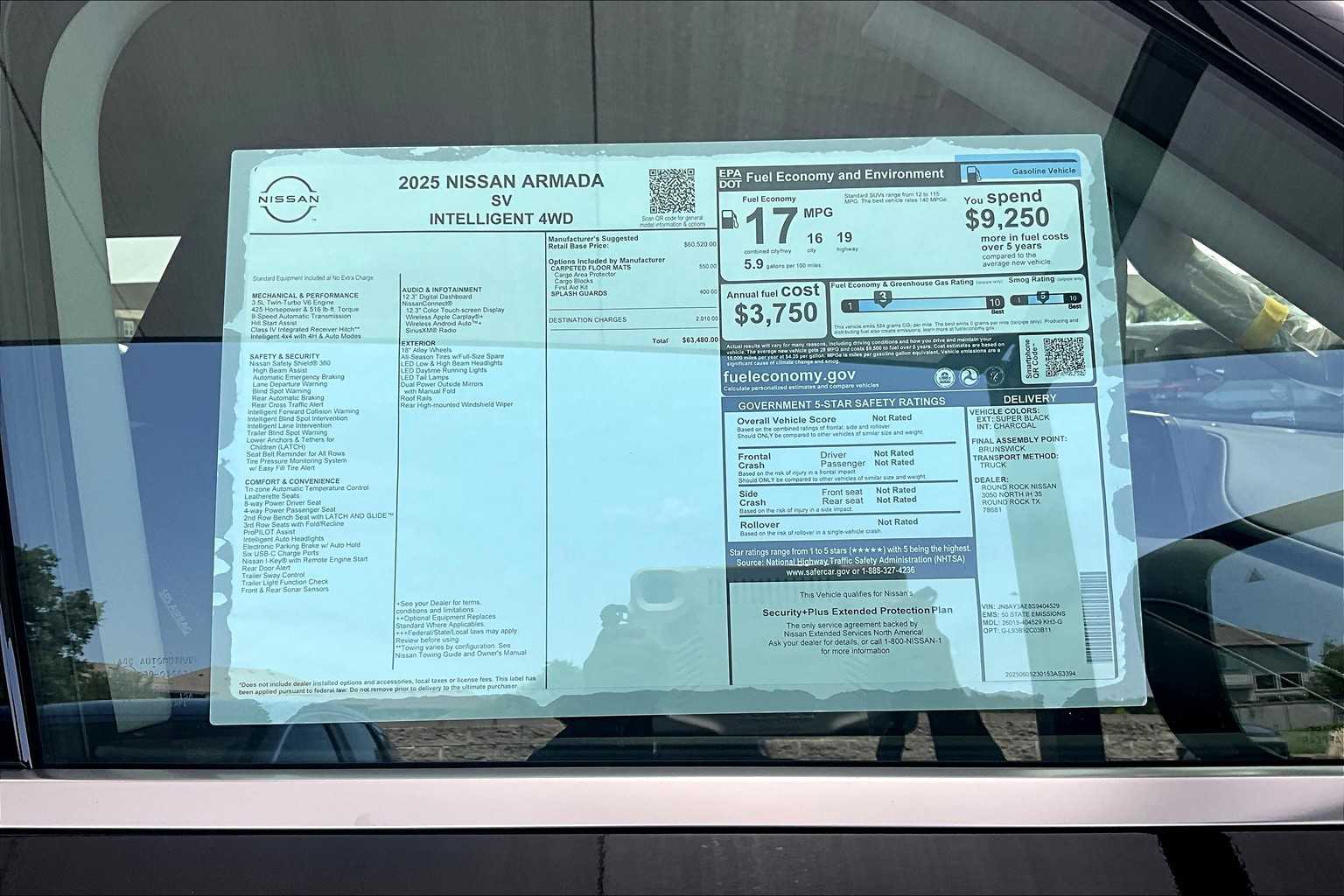 2025 Nissan Armada SV photo 18